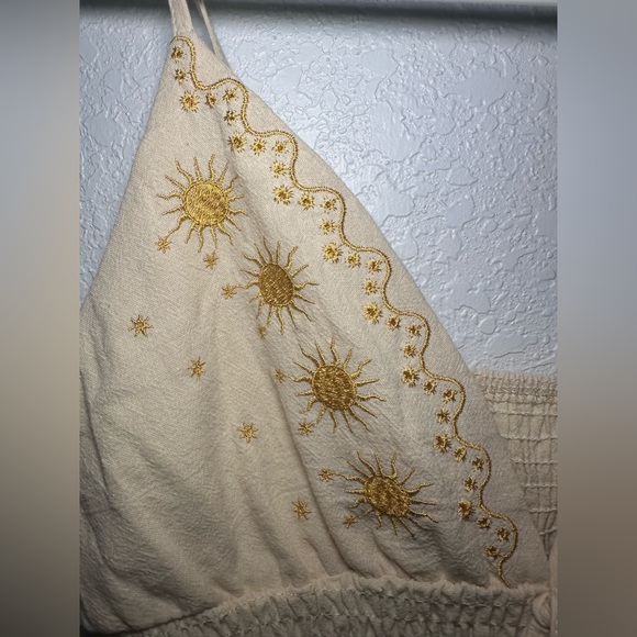 ROMWE Yellow Women’s Peplum Size Large Tie Front Tiered Camisole Star & Sun - Picture 3 of 10